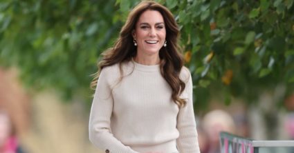 TOP šaty roku 2024, ktoré nemôžu chýbať vo vašom šatníku. Nosí ich aj samotná Kate Middleton